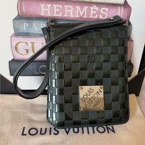Louis Vuitton Damier Vernis Cabaret Club Shoulder Bag